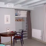 Bed & Breakfast Mistoury